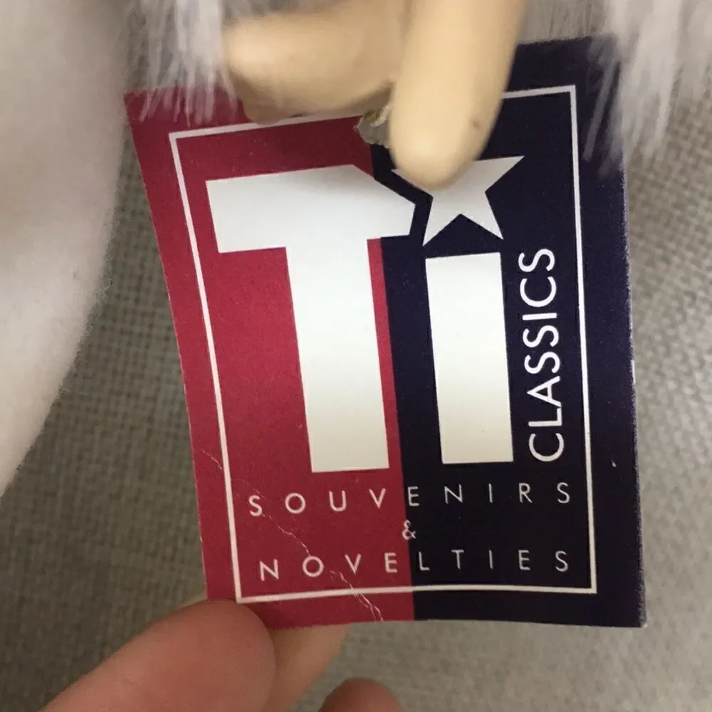 Kipmik Eskimo Inuit Doll 16